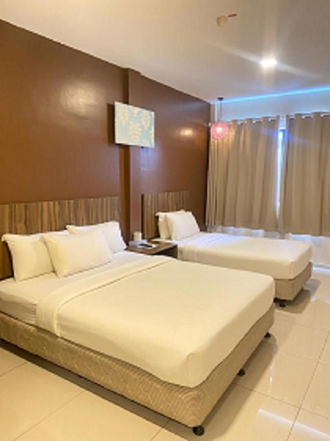 โฮเต็ล เจไล ราอุบ Hotel ภายนอก รูปภาพ