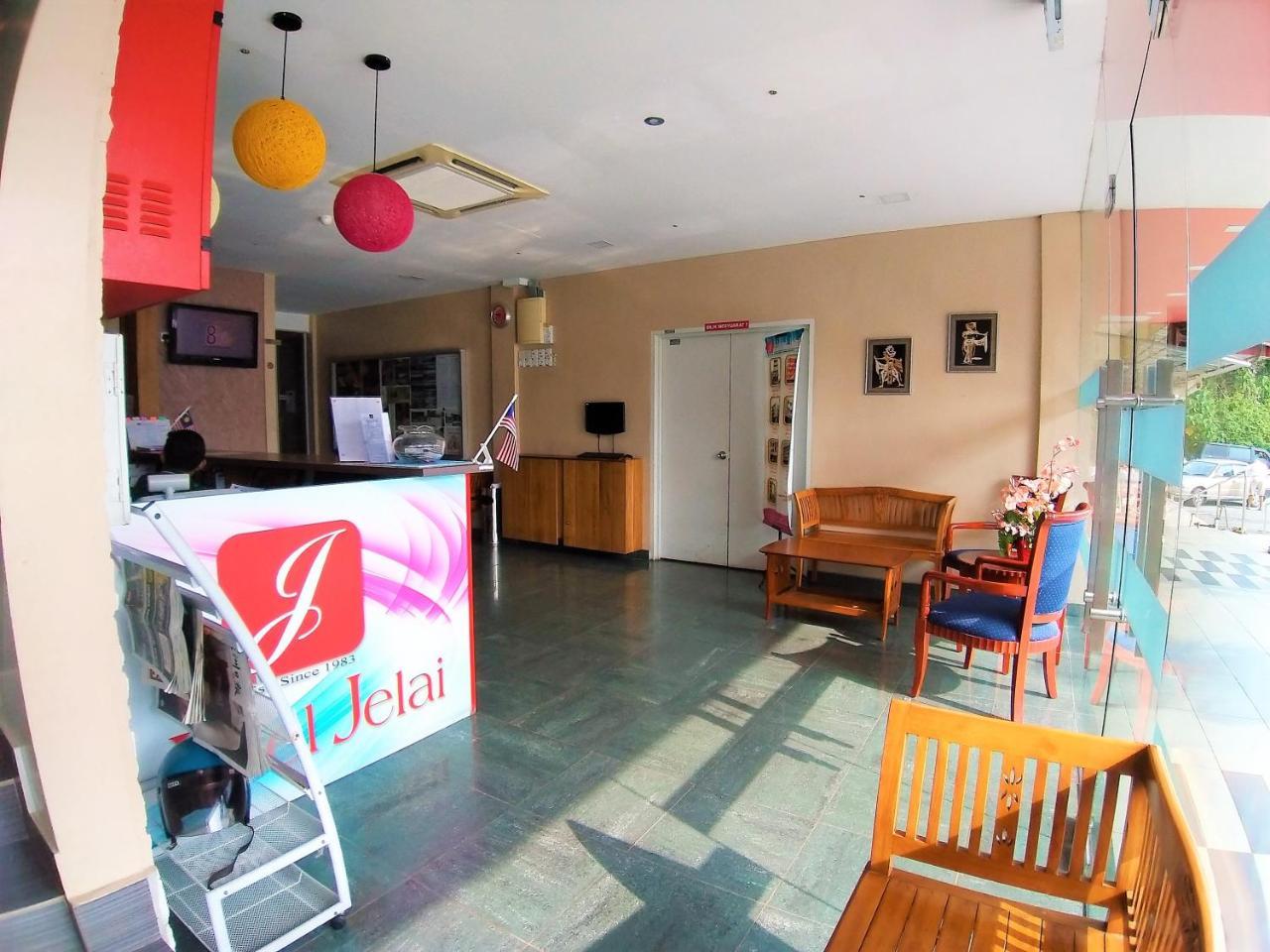 โฮเต็ล เจไล ราอุบ Hotel ภายนอก รูปภาพ